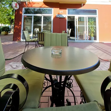 Modena سوبوتيتْسا