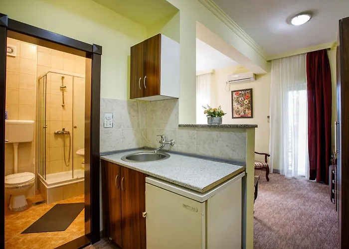 Θέρετρο Modena Σουμπότικα