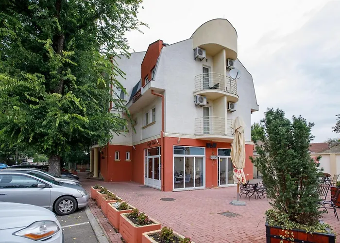 Modena * Σουμπότικα