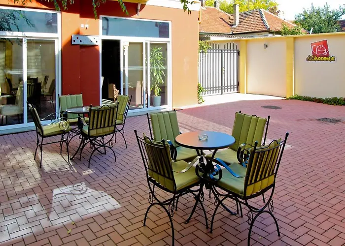 Modena Θέρετρο *